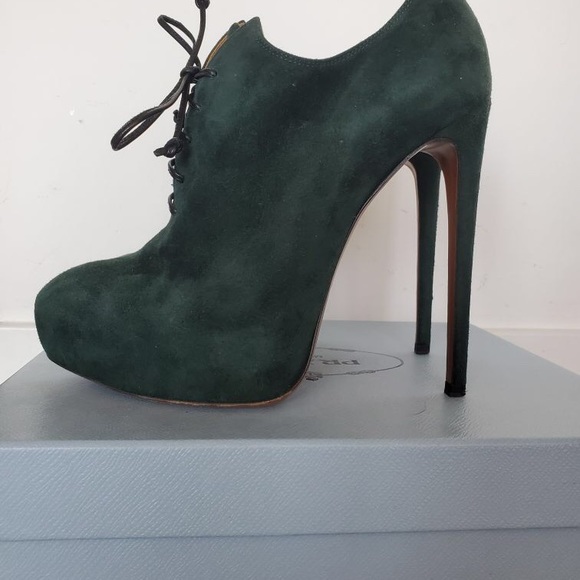 Forest Green Lace Up Suede Alaia Booties - Picture 4 of 4